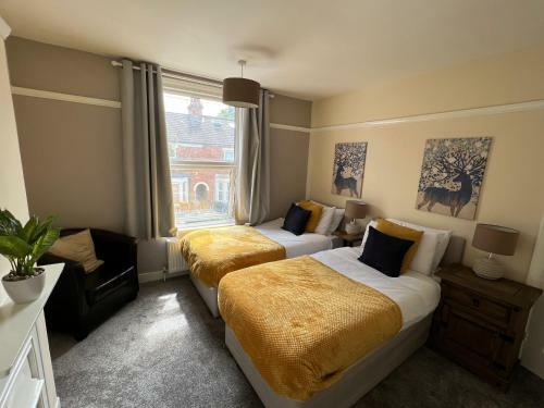 Apartamento Comfortable King Bed - Location - Contractors - Family - Parking