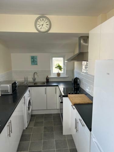 Apartamento Comfortable King Bed - Location - Contractors - Family - Parking