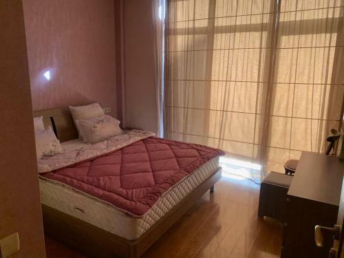 Apartamento Besiki Business Center