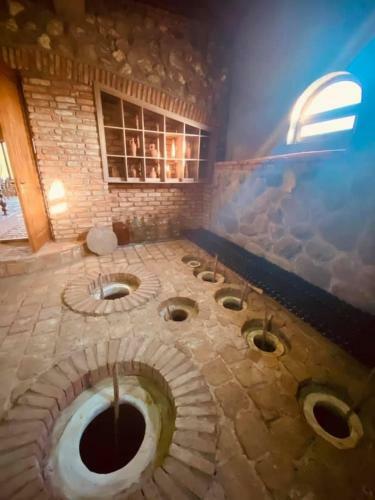 Hostal Barnavelli Cellar