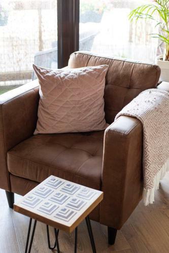 New Lisburn Road Apartment - Free Parking