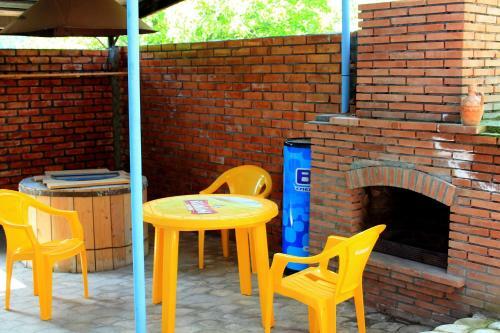 Hostal Lilia Guesthouse