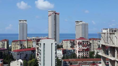 Apartmentin The Center With Sea View