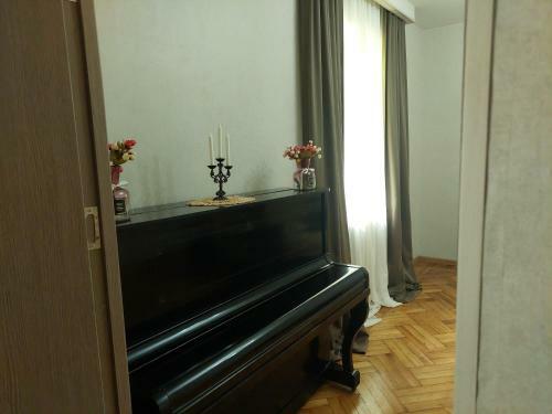 V Apartment
