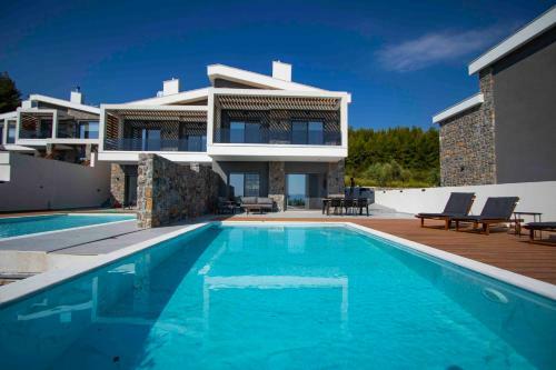 Koni Villa, Agia Paraskevi