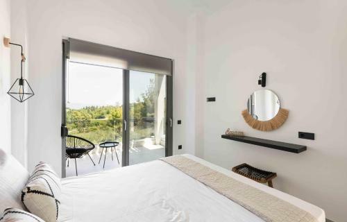 Koni Villa, Agia Paraskevi