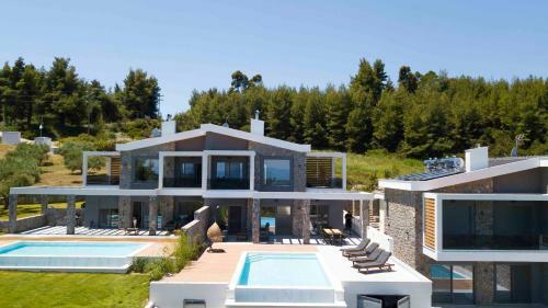 Koni Villa, Agia Paraskevi