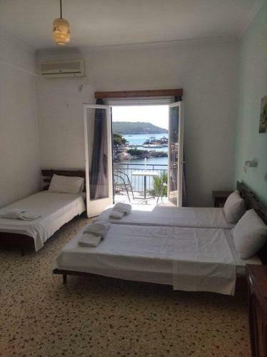 Hotel Ammoudia Rooms