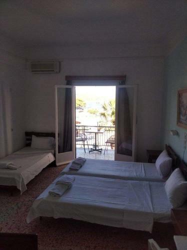 Hotel Ammoudia Rooms