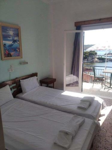 Hotel Ammoudia Rooms