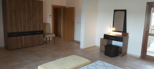 Spacious Villa Near Thessaloniki