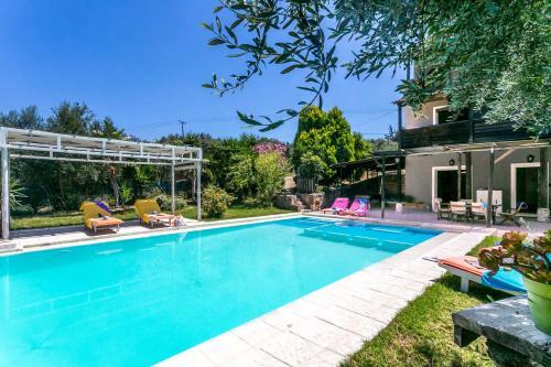 Villa Liostasi By Villa Plus