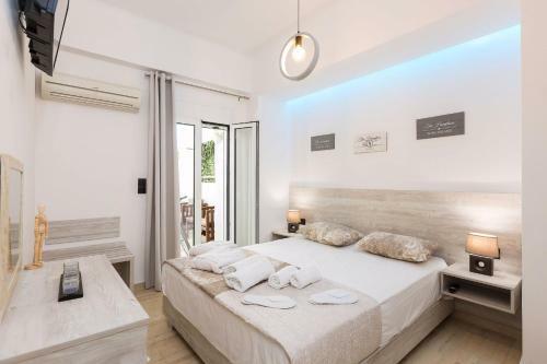 Mpali Bay View And Beach Front Apt Crete Beach Front