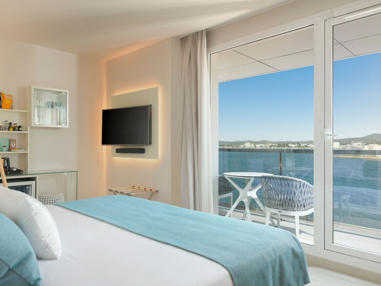 Am�re Beach Hotel Ibiza - Adults Recommended
