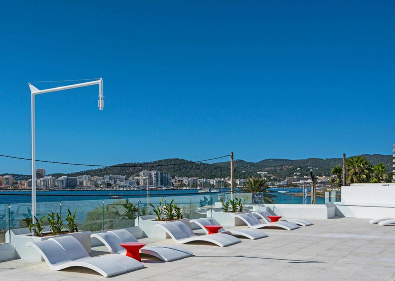 Apartamentos THB Naeco Ibiza - Adults Only
