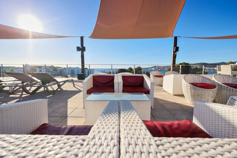 Hotel Azuline Bergantin