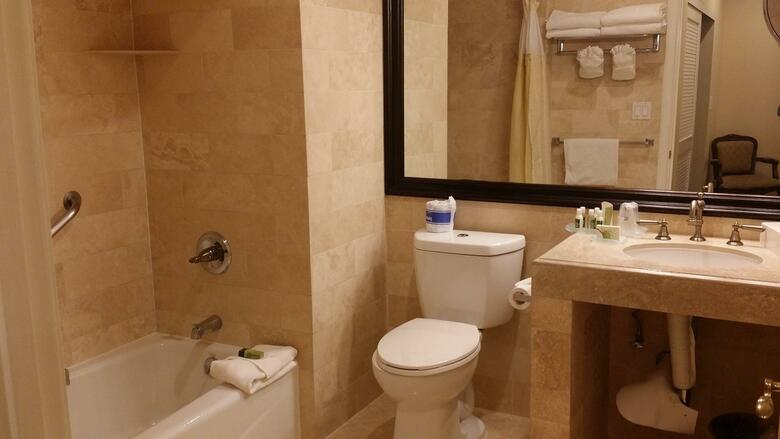 Best Western Plus Sunset Plaza Hotel