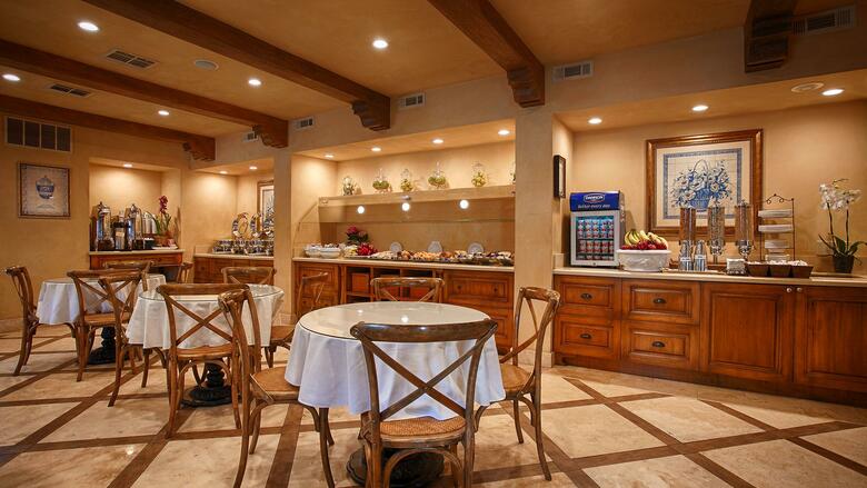 Best Western Plus Sunset Plaza Hotel