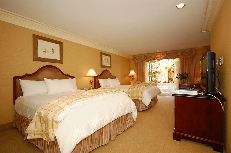Best Western Plus Sunset Plaza Hotel