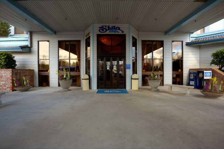 Hotel Shilo Inn Portland Airport