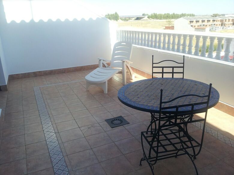 Hotel Flor De La Mancha