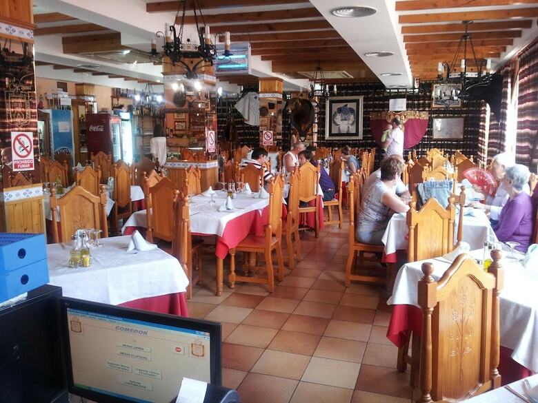 Hotel Flor De La Mancha