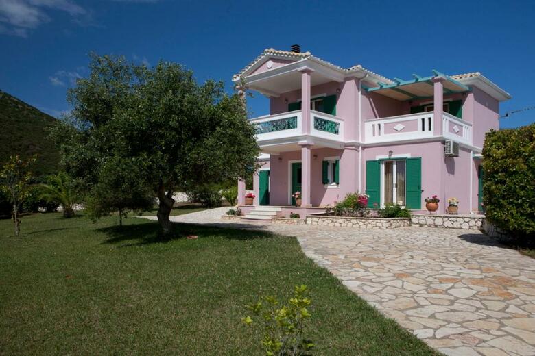 Pantheon & Danae Luxury Villas