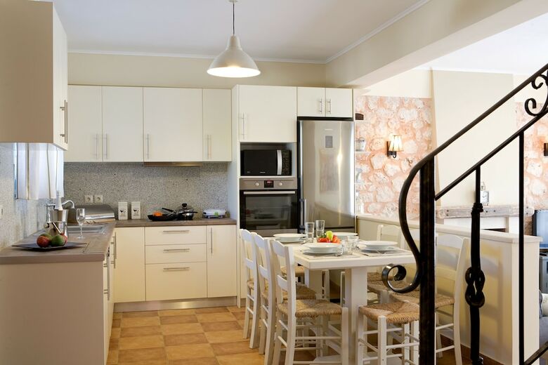 Villas Armeno