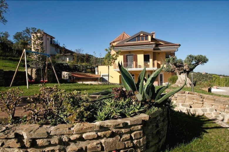 Hostal Casa Vacanza Villa Aurora