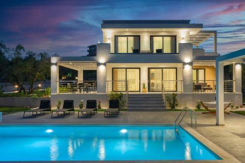 Johnny's White Luxury Villa