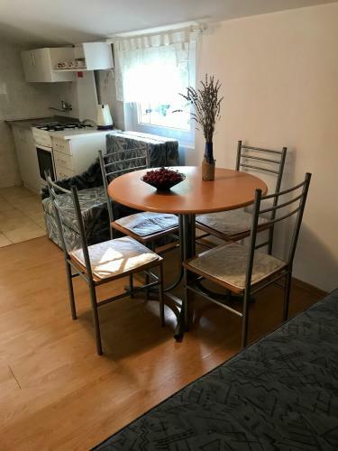 Apartmani Lidija Karin Donji