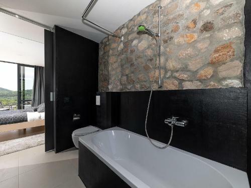 Modern Holiday Home In Grizane With Private Pool