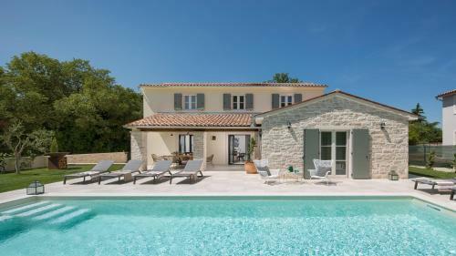 Villa Casa Mostia With Private Pool