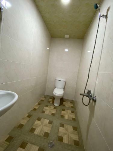 Hostal Holiday House Chkonia