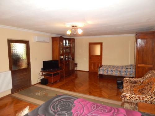 Hostal 400 Meters From The Sea