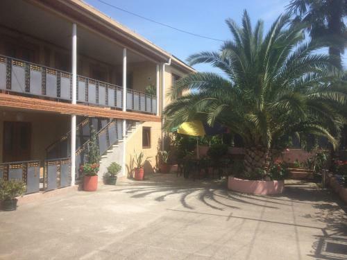 Hostal 400 Meters From The Sea