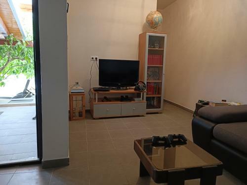 Apartamento Villa Vlade- From Pool To The Beach In One Minute