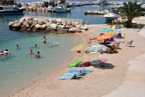 Apartamento Villa Vlade- From Pool To The Beach In One Minute