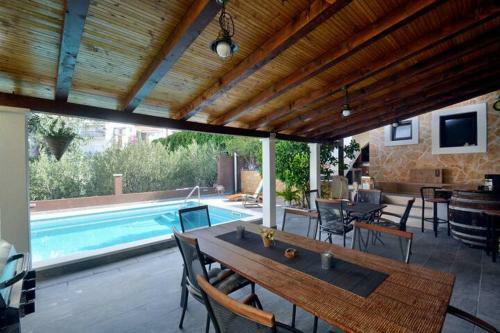 Apartamento Villa Vlade- From Pool To The Beach In One Minute