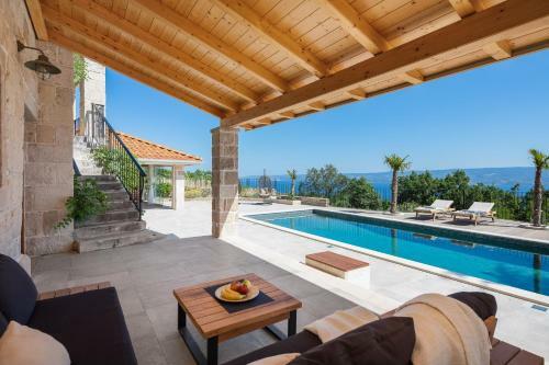 Villa Adriatic Stone Residence