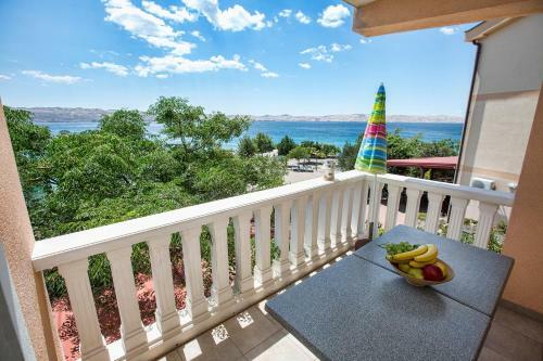 Apartamento Ferienhaus Elena, Karlobag