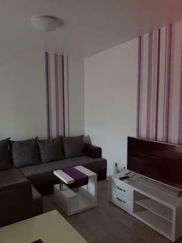 Apartment Annabella With Pool And Sea View