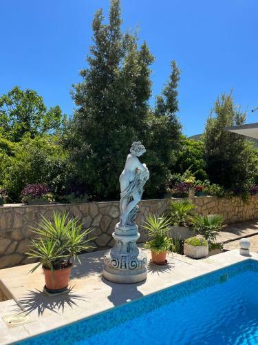 Apartman Gorana With Swimming Pool