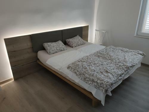 Apartman Salamunic, Pelinje, Jelsa