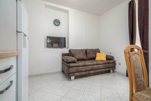 Lovely Apartments In Valbandon