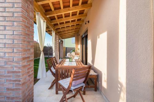 Rental House Nada