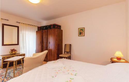 Apartamento Nice Home In Kostrena With Wifi And 3 Bedrooms