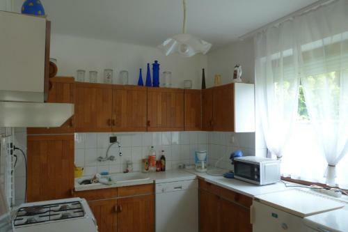 Labdarozsa Apartmanhouse
