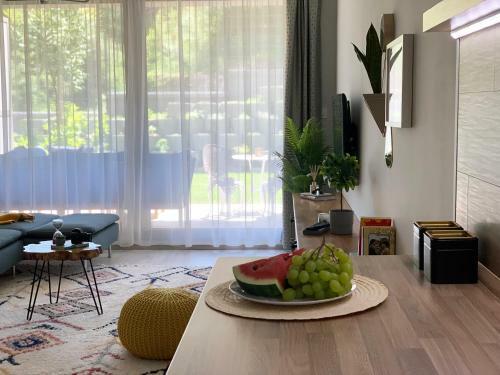 A Chic Lakeside Dig - Alexandra Apartment Fonyod