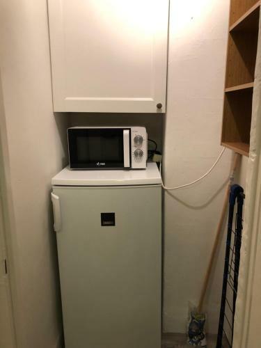 Karman Apartman - 2 Bed Flat, Max 4 Pers, Central Jaszbereny